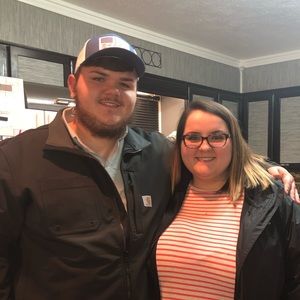 Meet your Posher, Kaleigh